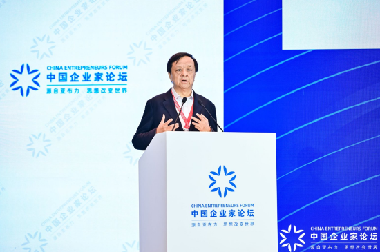 李小加：在AI“航空时代	”，企业家必须亲自“开飞机”